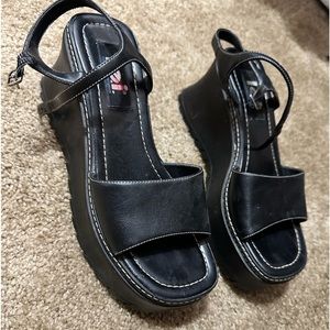 VINTAGE! L.e.i platform sandals